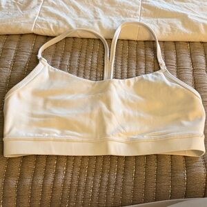 Momanda White Nursing Sports Bra